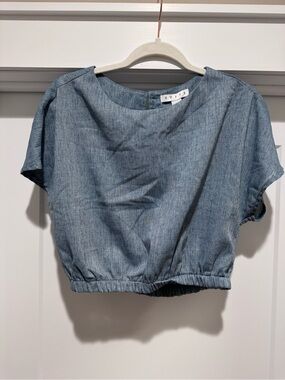 HYFVE Light Blue Chambray Elastic-Hem Crop Top